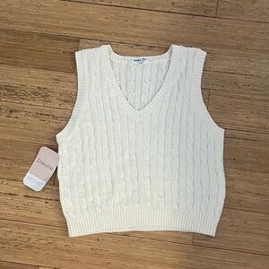 Double Zero Women's V-Neck Cream Sweater Vest
